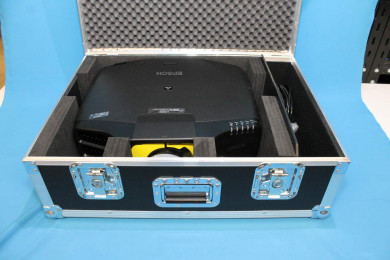 Projektor Epson EBG-7905U Projektor Epson EBG-7905U