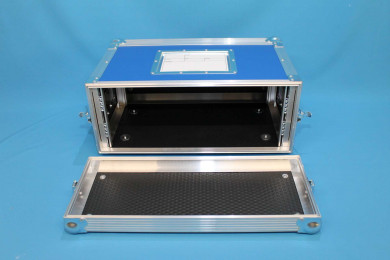 RACK 19 5U na mikrofóny