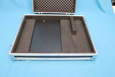 Kufor pre Cerwin Wega CVM-1624FX + zdroj Kufor pre Cerwin Wega CVM-1624FX + zdroj