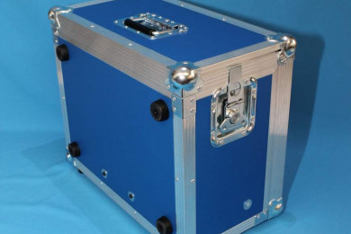 Kufor pre konzolu pre Rádio VIVA