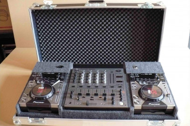 Pioneer 14 Mix 2xCDJ-200