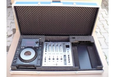 Pioneer 14 Mix 2xCDJ-900