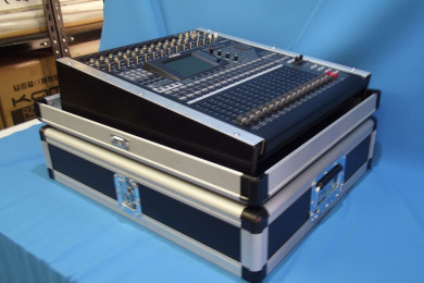 Kufor pre Yamaha AV-01 Kufor pre Yamaha AV-01