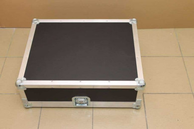 Yamaha MGP-16 s krytom na konektory Yamaha MGP-16 s krytom na konektory