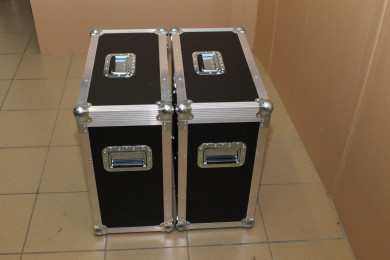 Divadelné reflektory