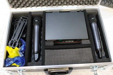 Kufor pre 2x Sennheiser