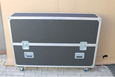 AVOCOR 60'' touch screen AVOCOR 60'' touch screen